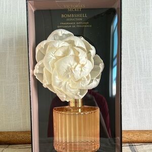 Victoria's Secret Bombshell Seduction Faux Floral Diffuser